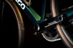 Colnago-3X-RIVAL1X-FULC900-G3G2-49S-20143078-G3-X-Rival-AXS-1-fach-1Y6zRG84BugbtB_800x800-1.jpg