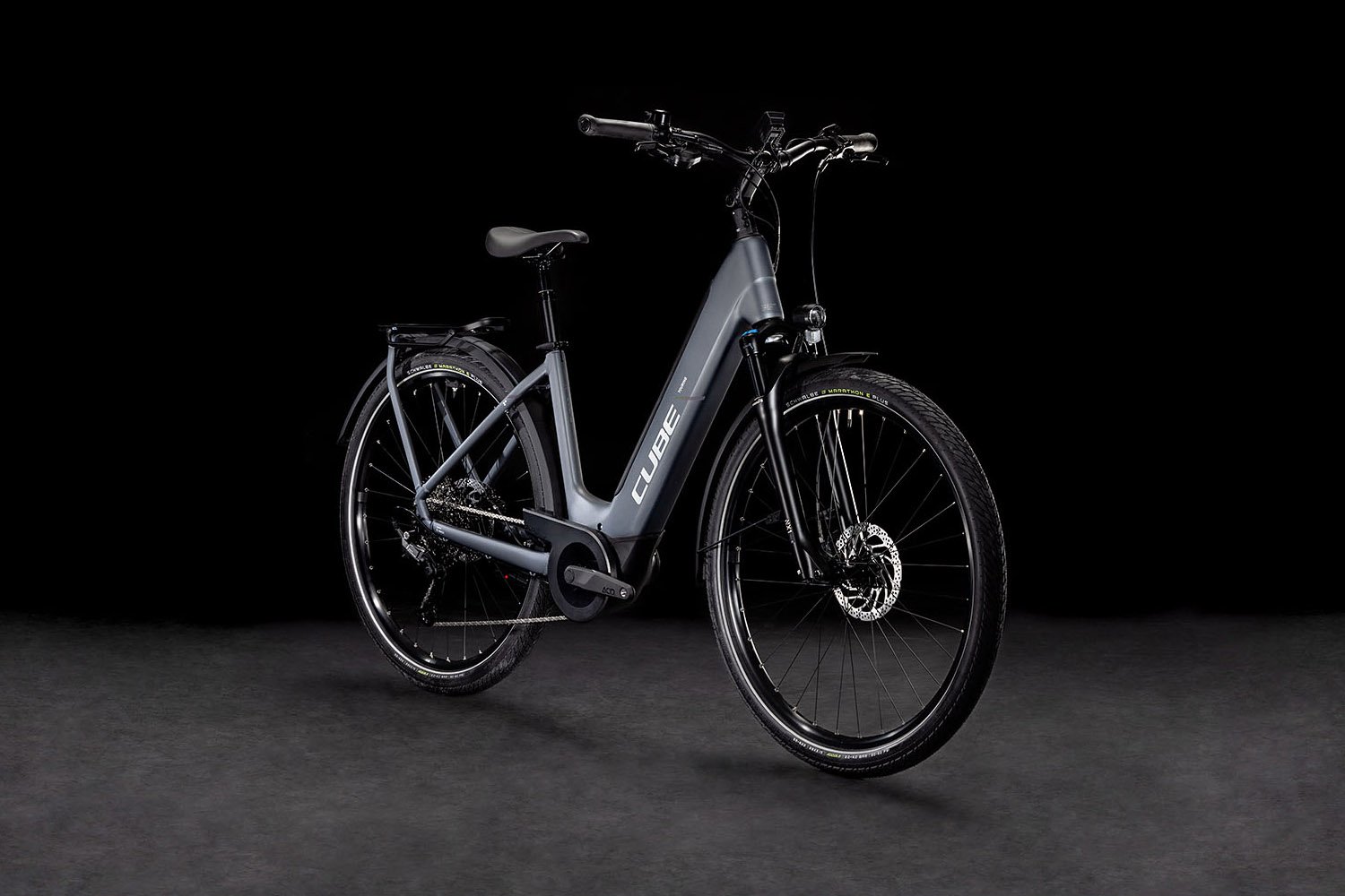 Cube-Touring-Hybrid-Pro-625-Easy-Entry-metallicgrey´n´chrome-2-1.jpg